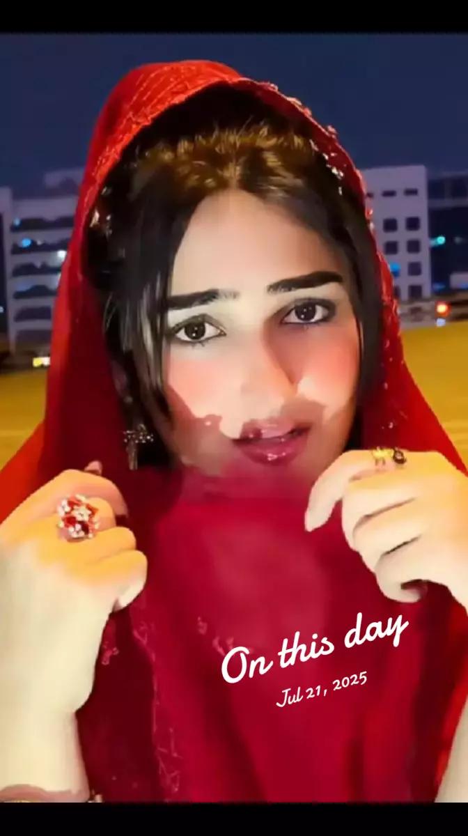 @عائشہ 27130