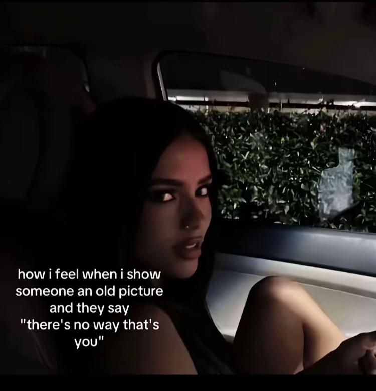 @Evie 🖤