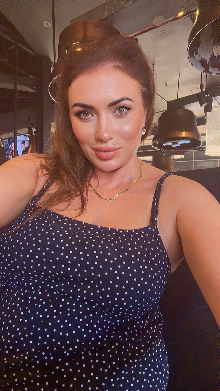 @julia Leo