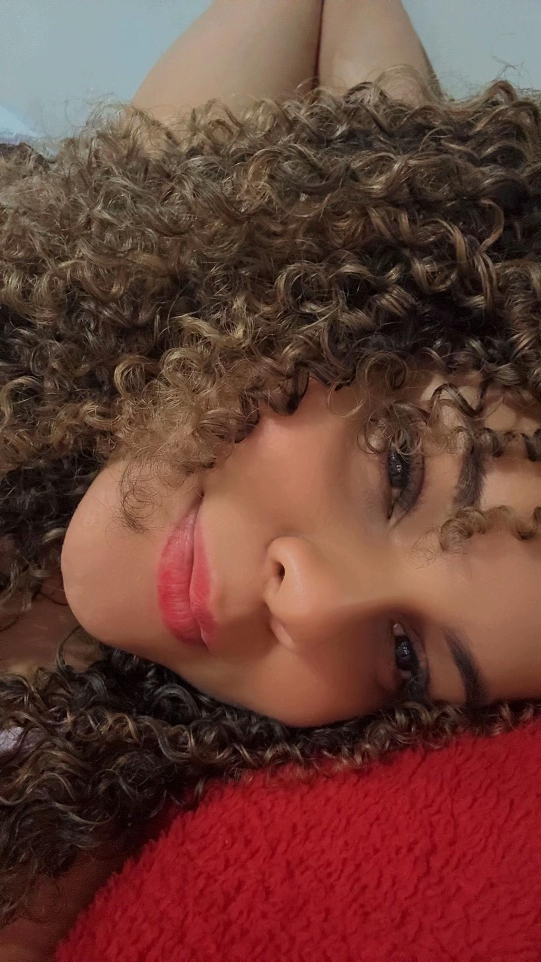 @Thays Marques