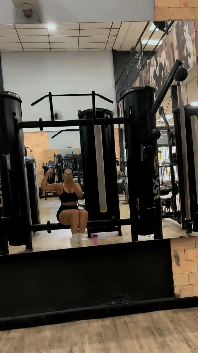 @AndressaS01