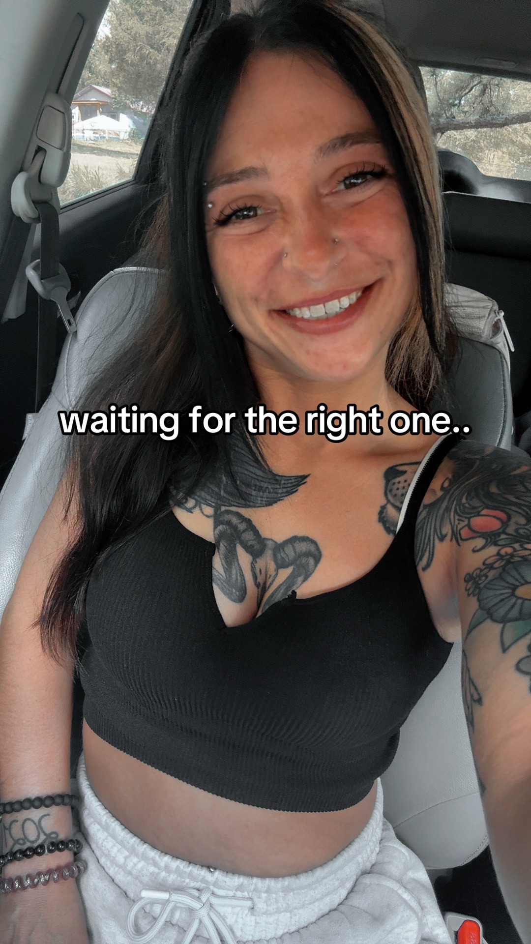 @lindseynicolefoster