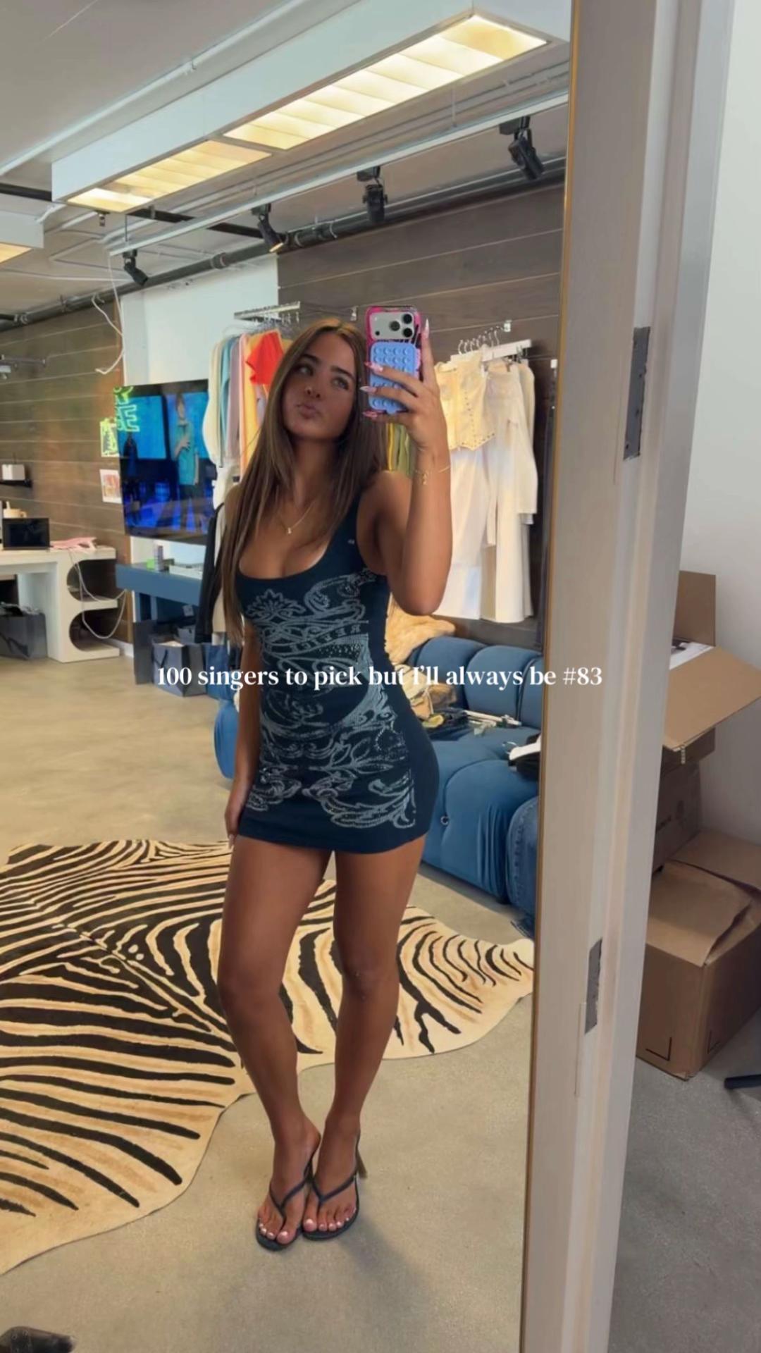@𝒜𝓈𝒽ℯ𝓁𝓎✰