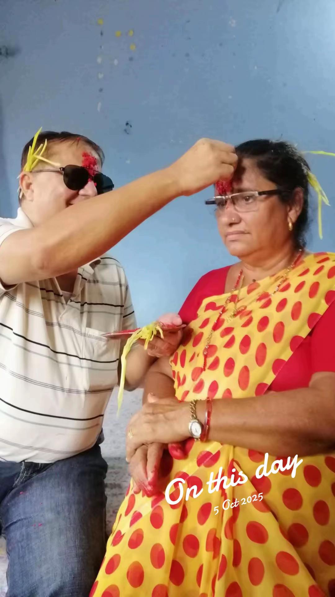 @राधा आचार्य