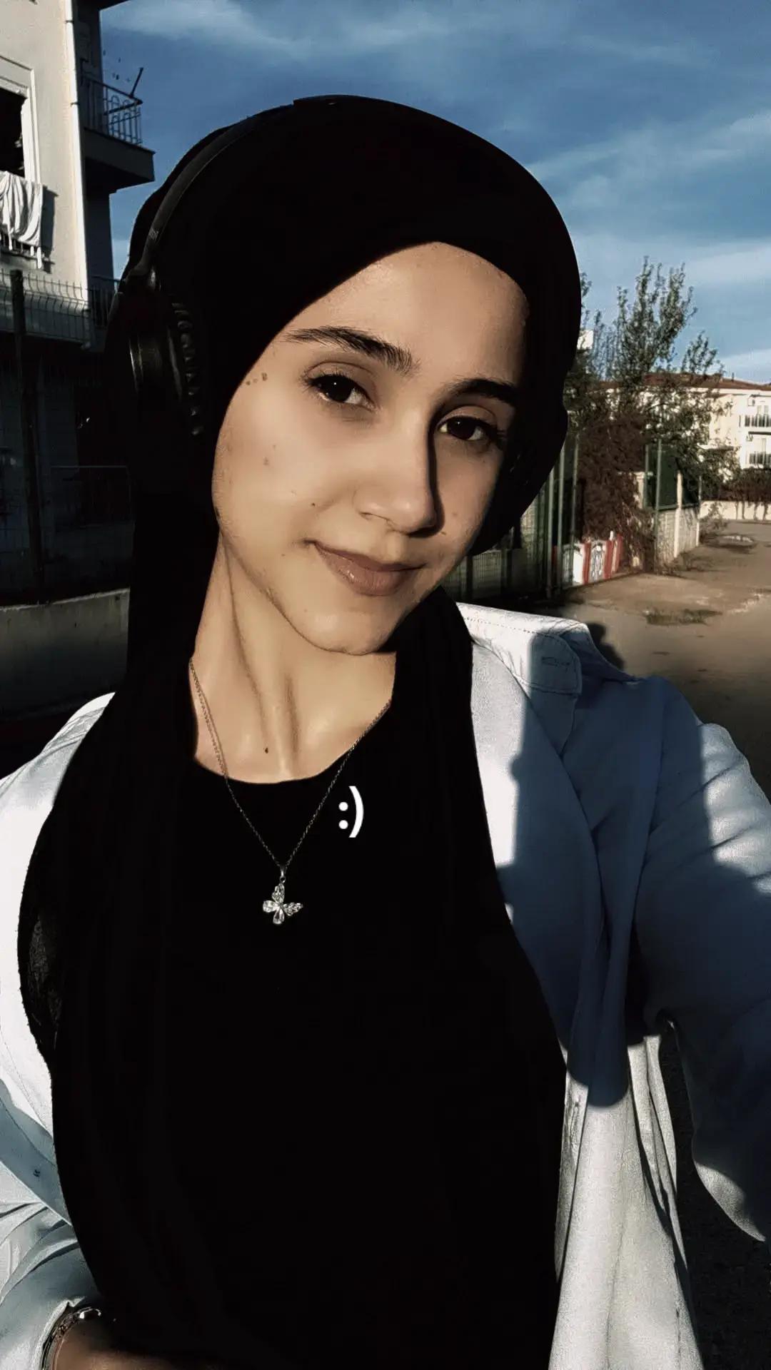 @Kck_zeliha07