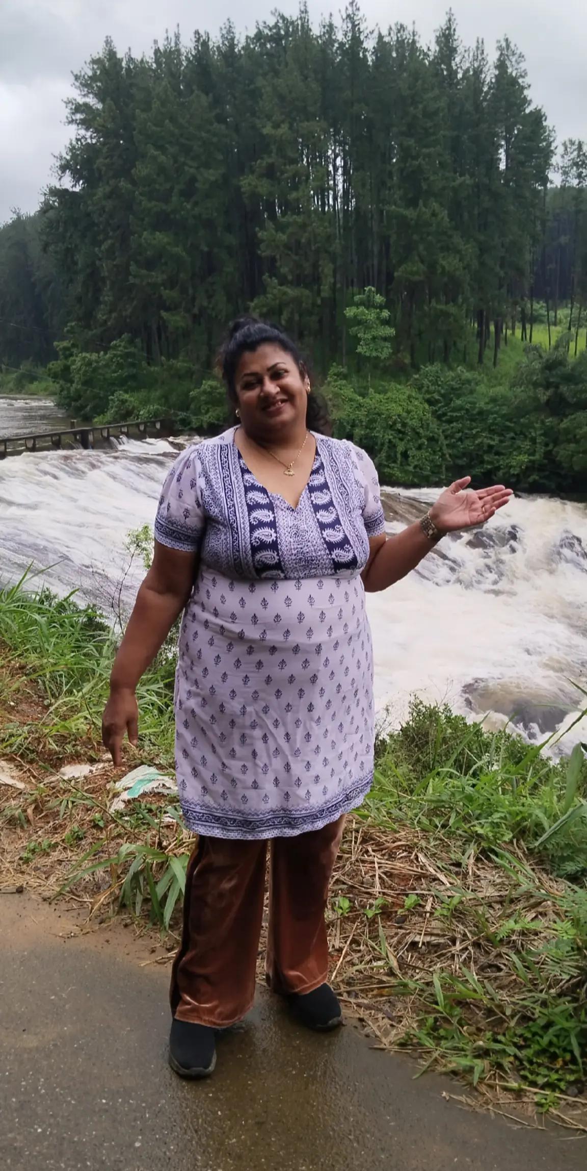 @shani lakpriya 🇰🇼🌹❤️🌹🇱🇰