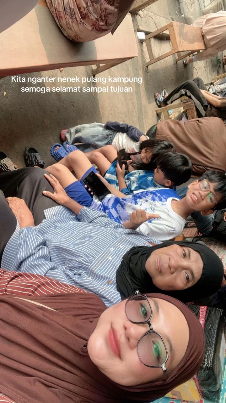 @finaQurniawati_MUA