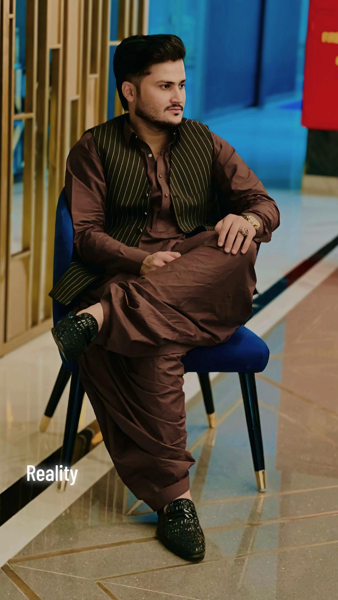 @Ilyaskhan98