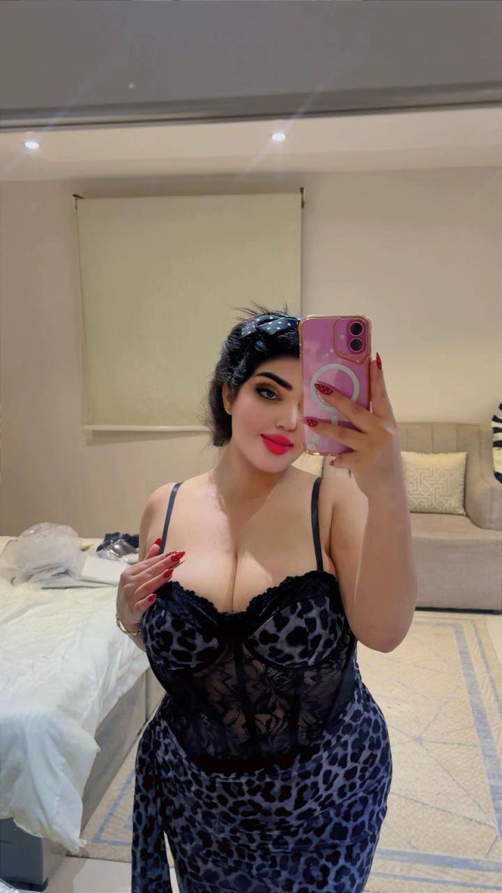 @👑sahoura👑