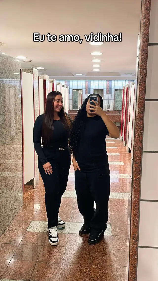 @Larissa Perelló