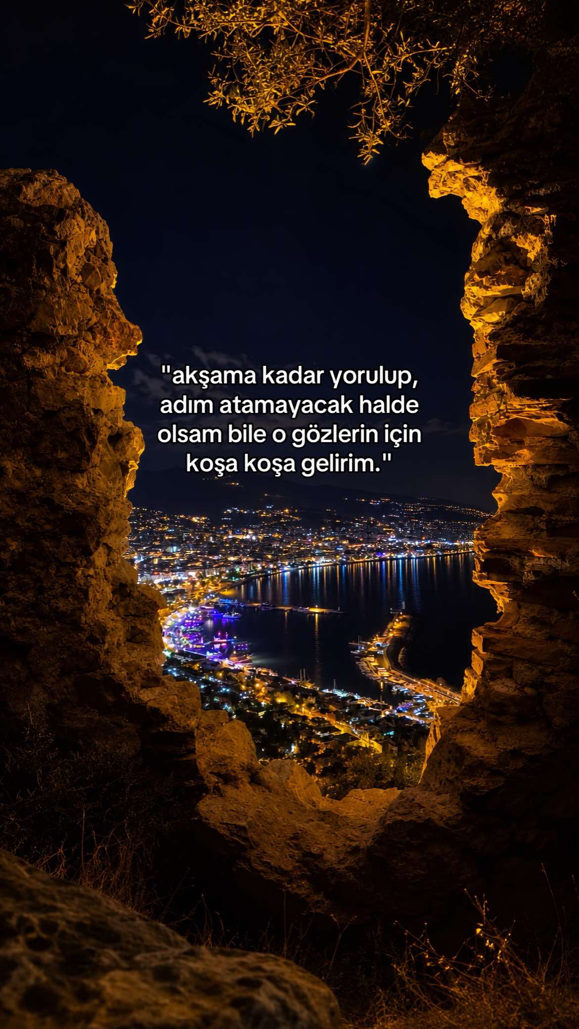 @manolialyrics