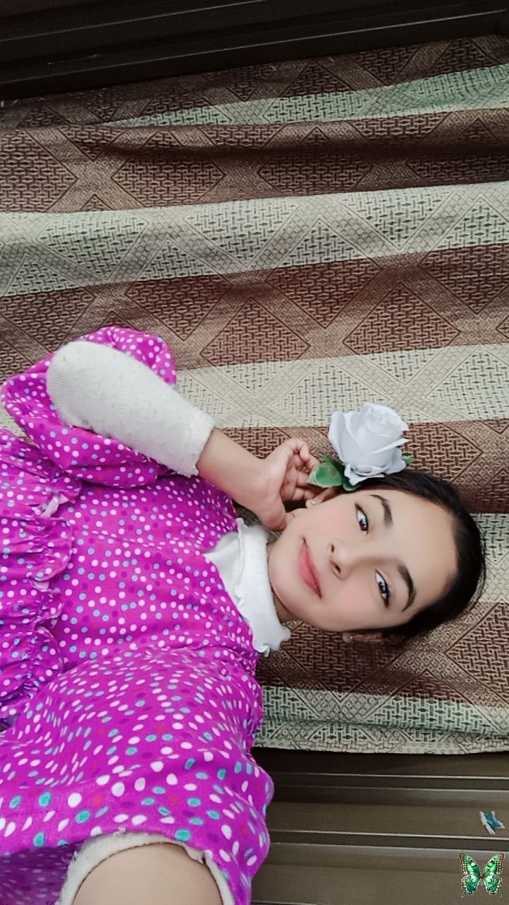@Ayesha _.✨🫧