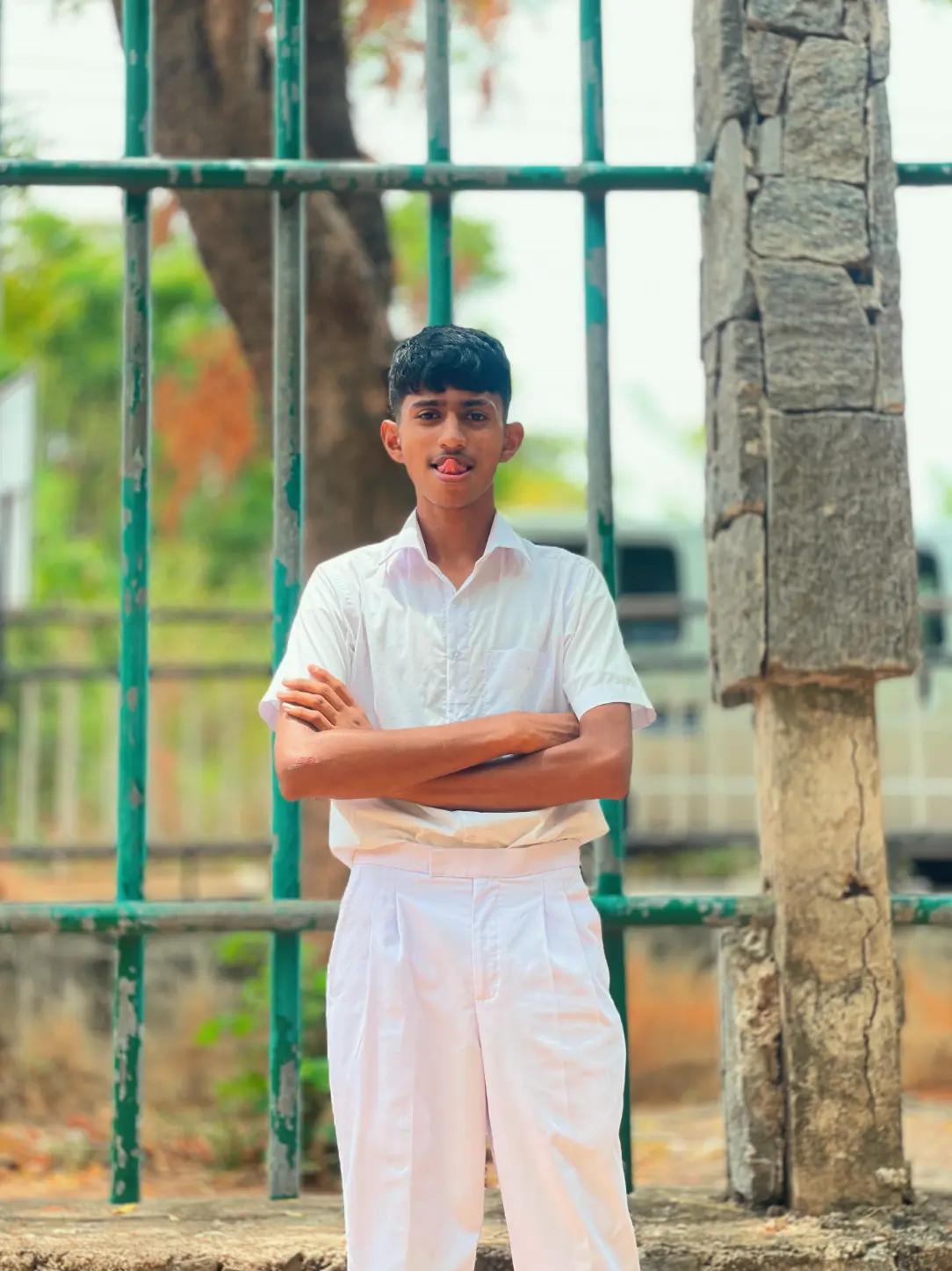 @" 𝗧𝗛𝗔𝗦𝗨 :) - 𝗔 -"