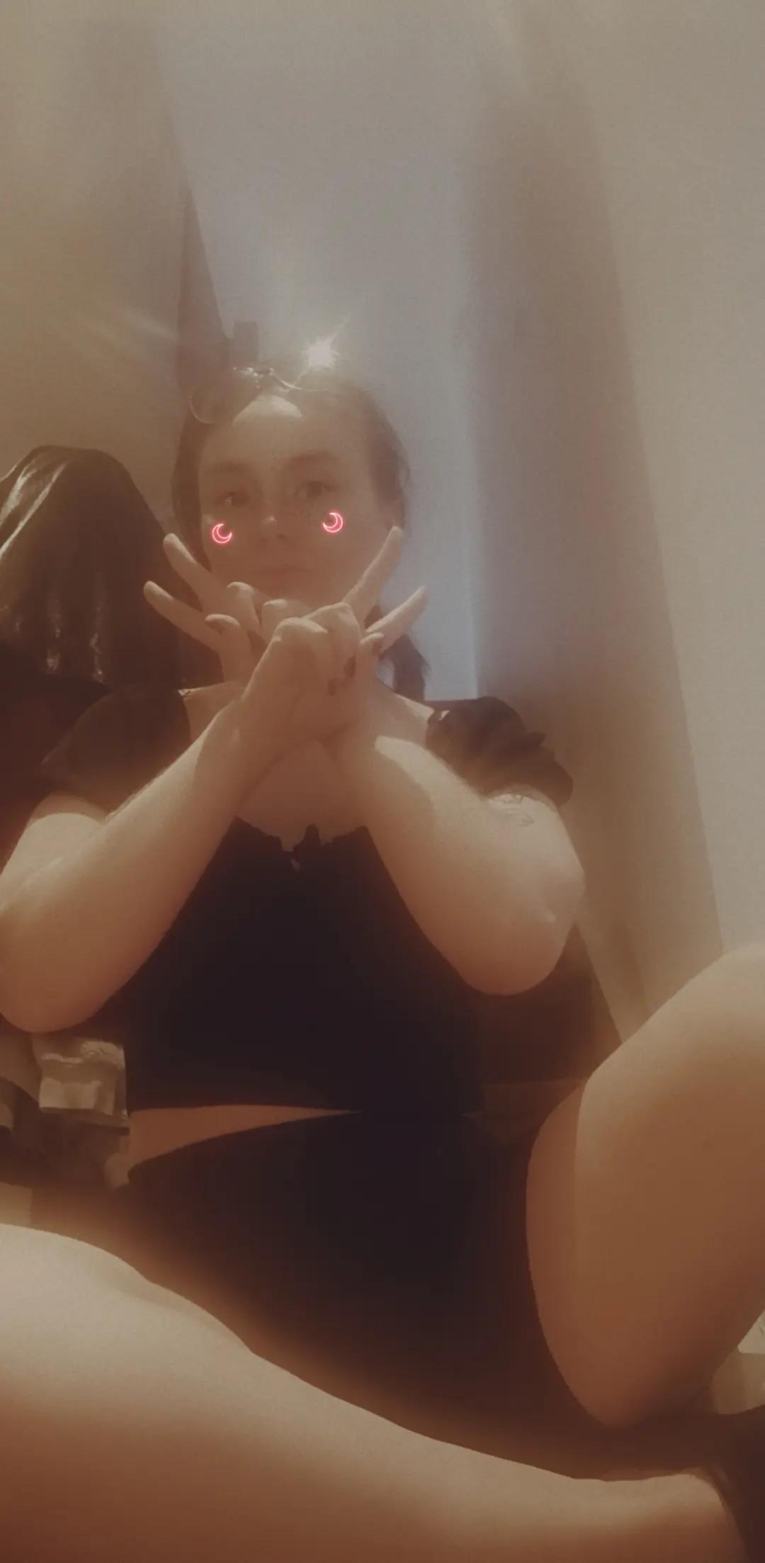 @d3@dm3g
