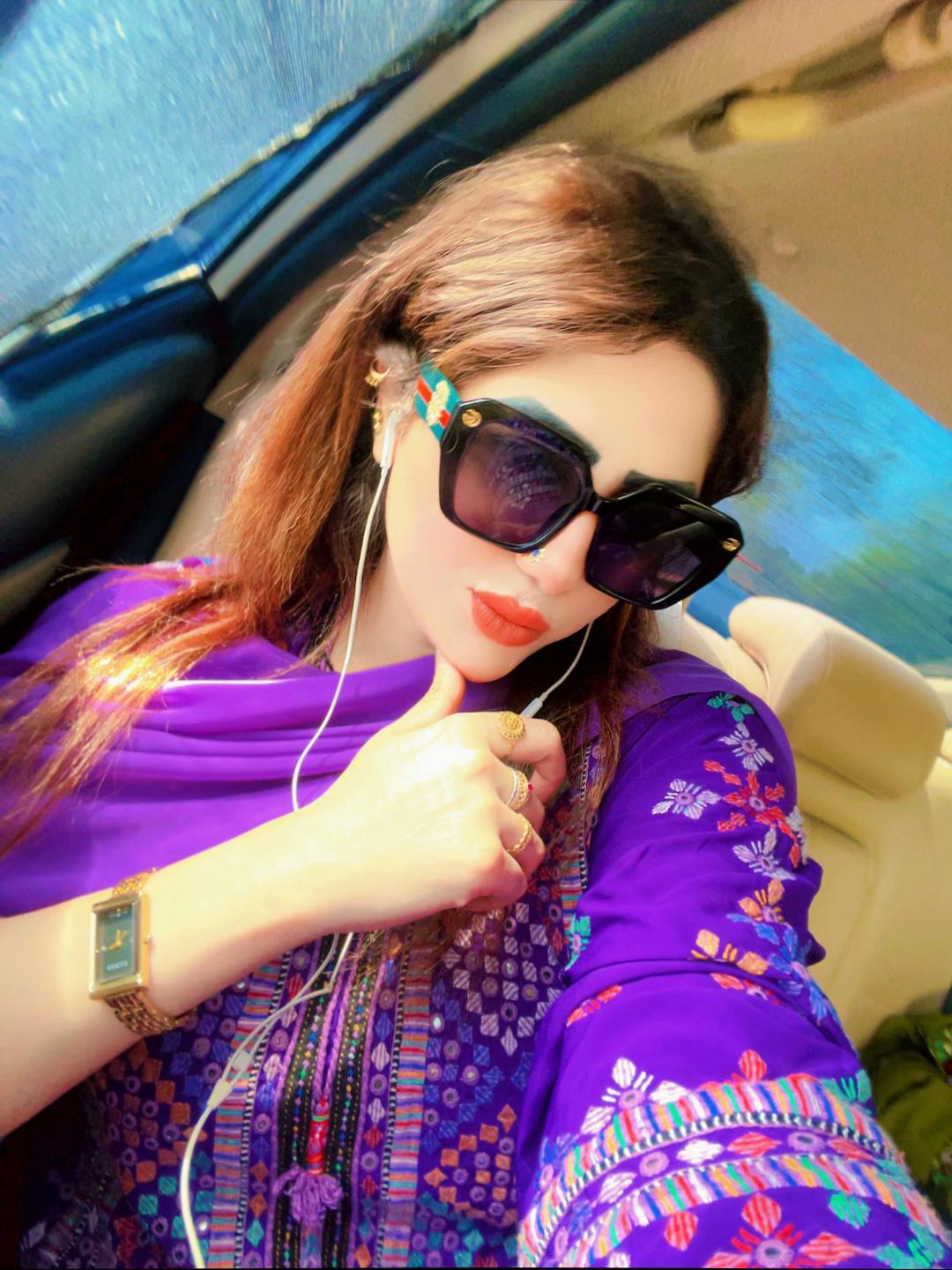 @Nusrat_Pathan