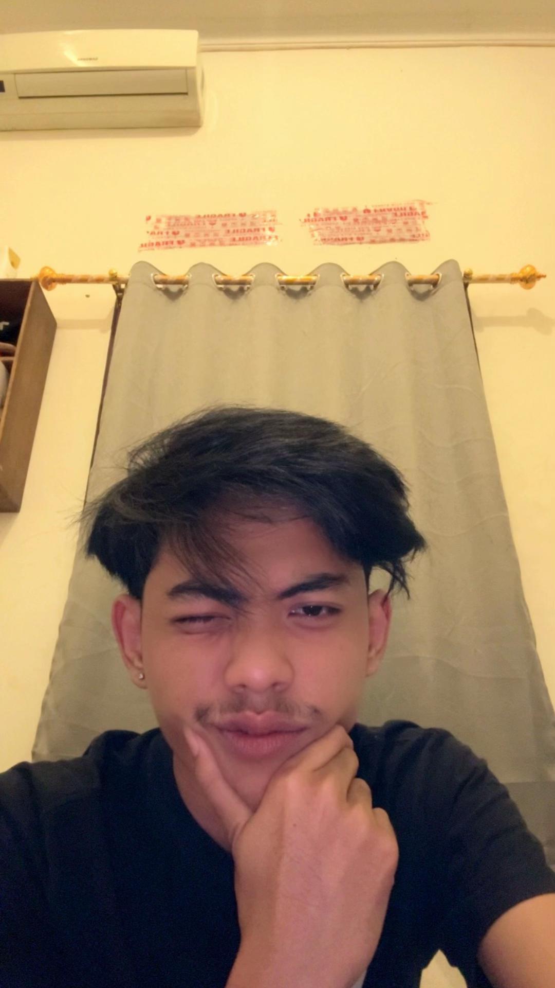@𝐹 ✮