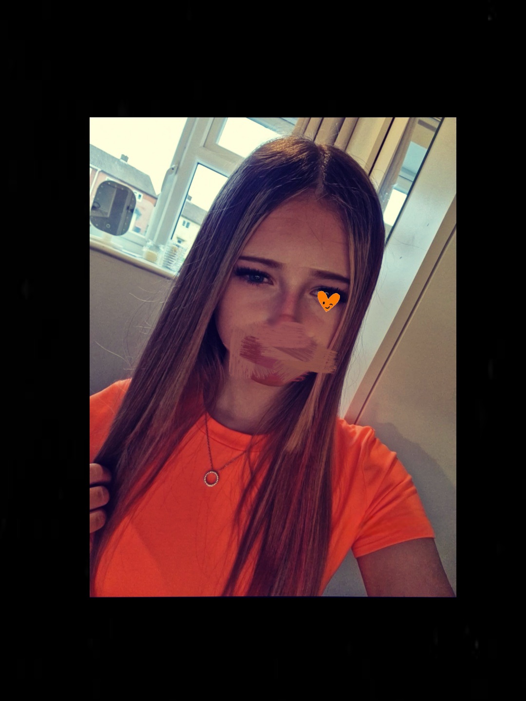 @𝐚𝐯𝐚𝐳'🧟&zwj;♀️