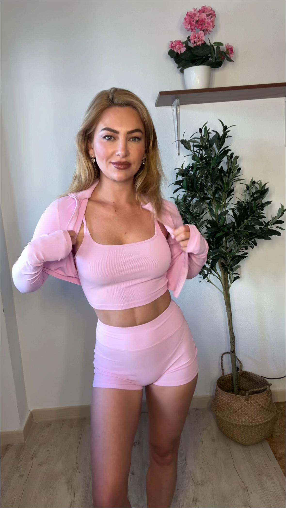 @Jana-Maria