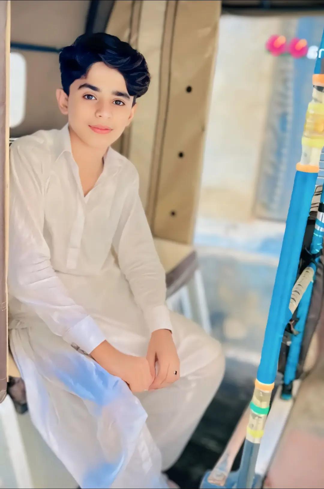 @WaqarAli Baloch🚩باغي🚩⛎