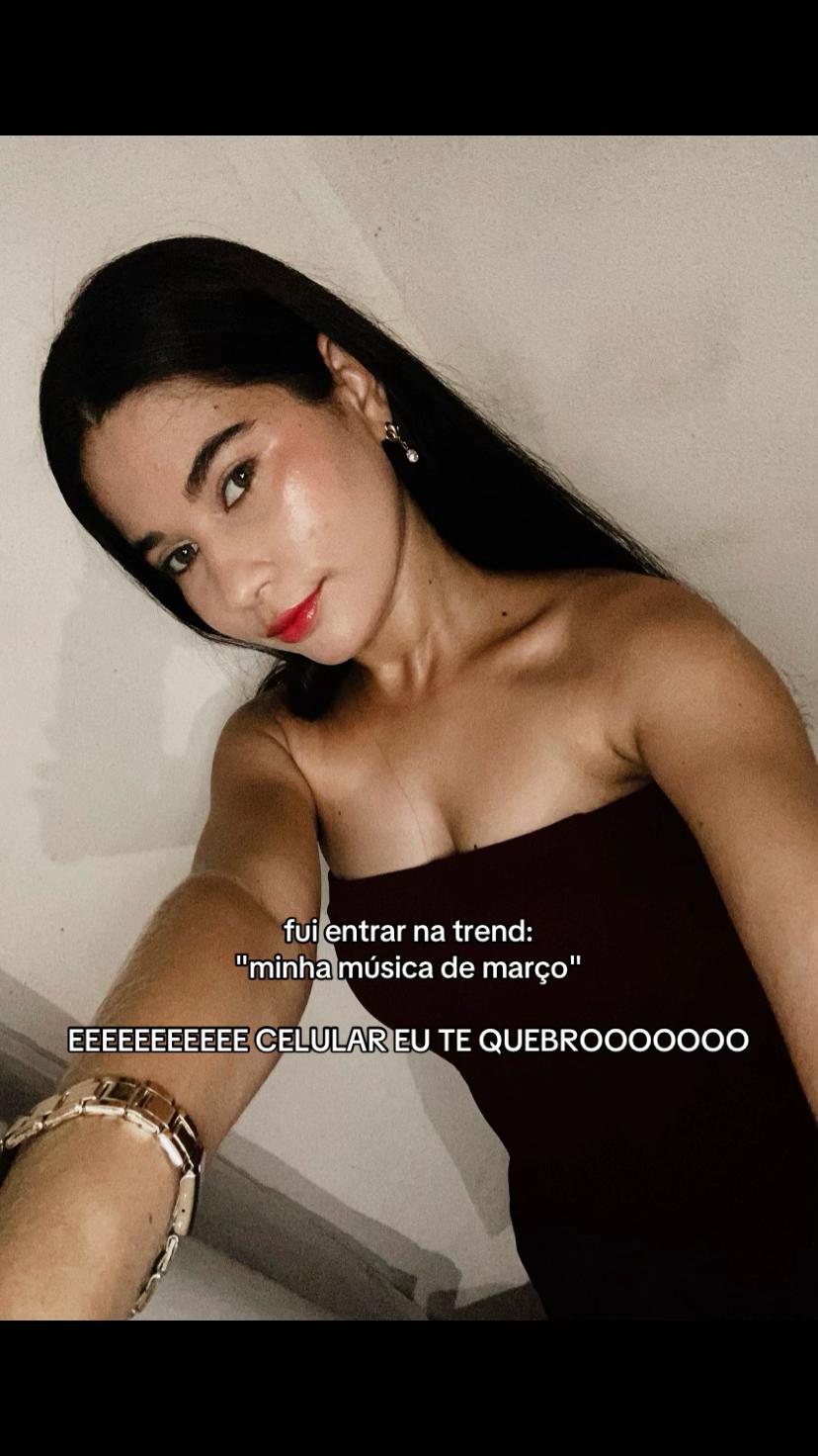 @Luciana Vitória 🌪️