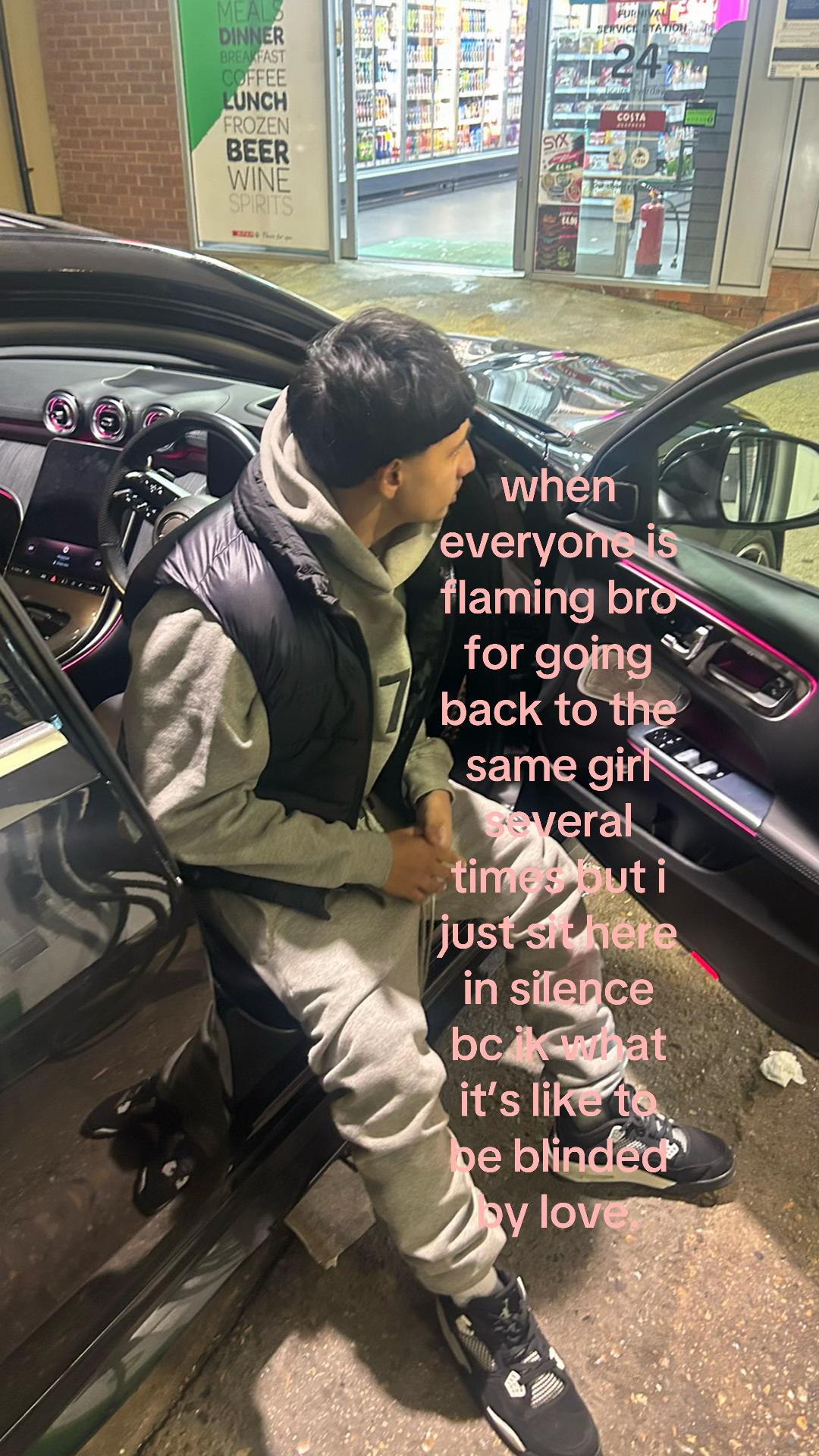 @️