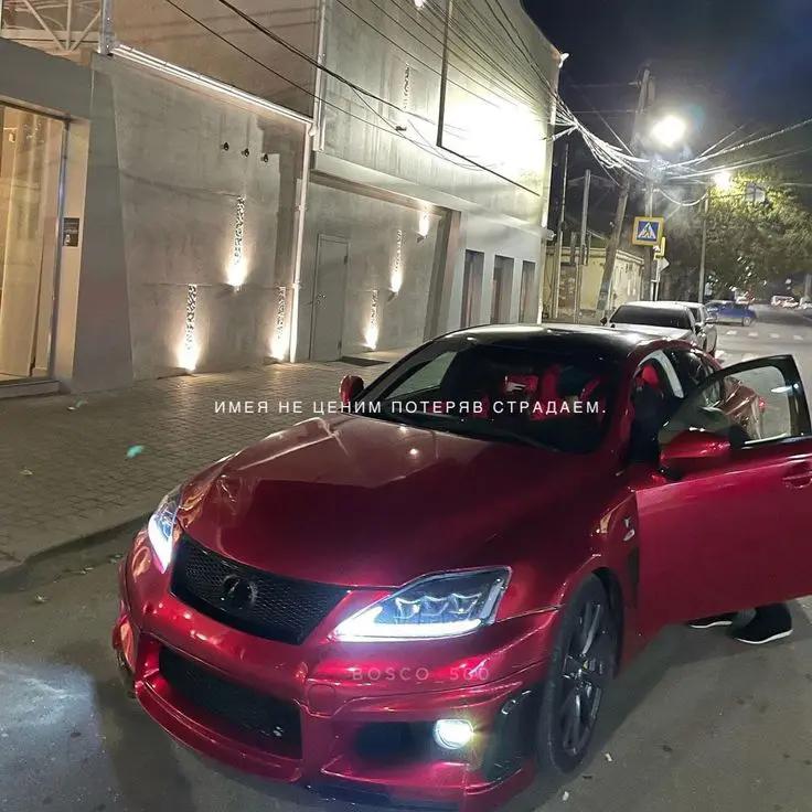 @001