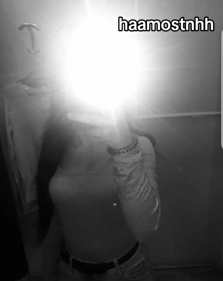 @Dzsenni_