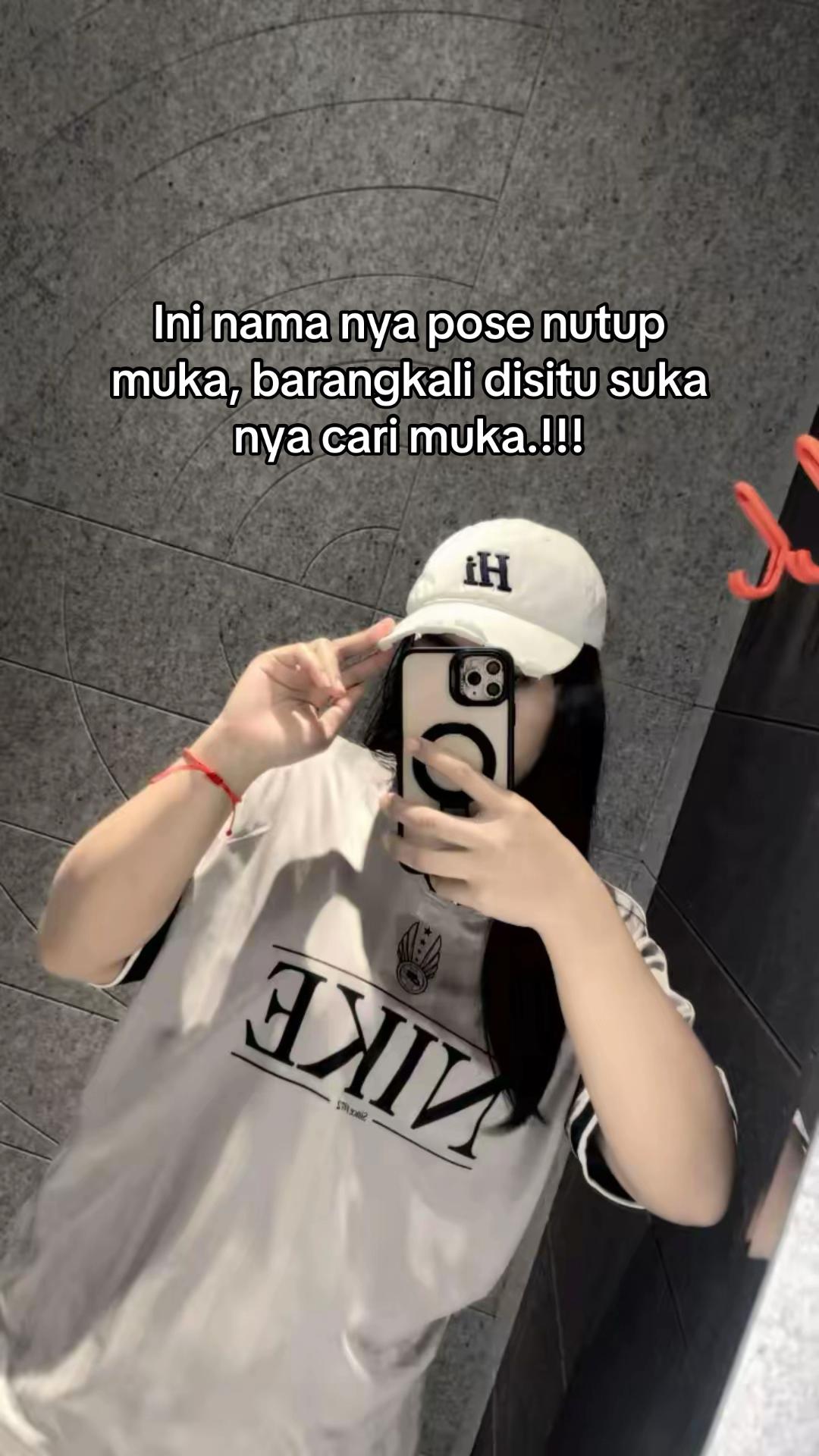 @Dhek_bill 🇭🇰🌸