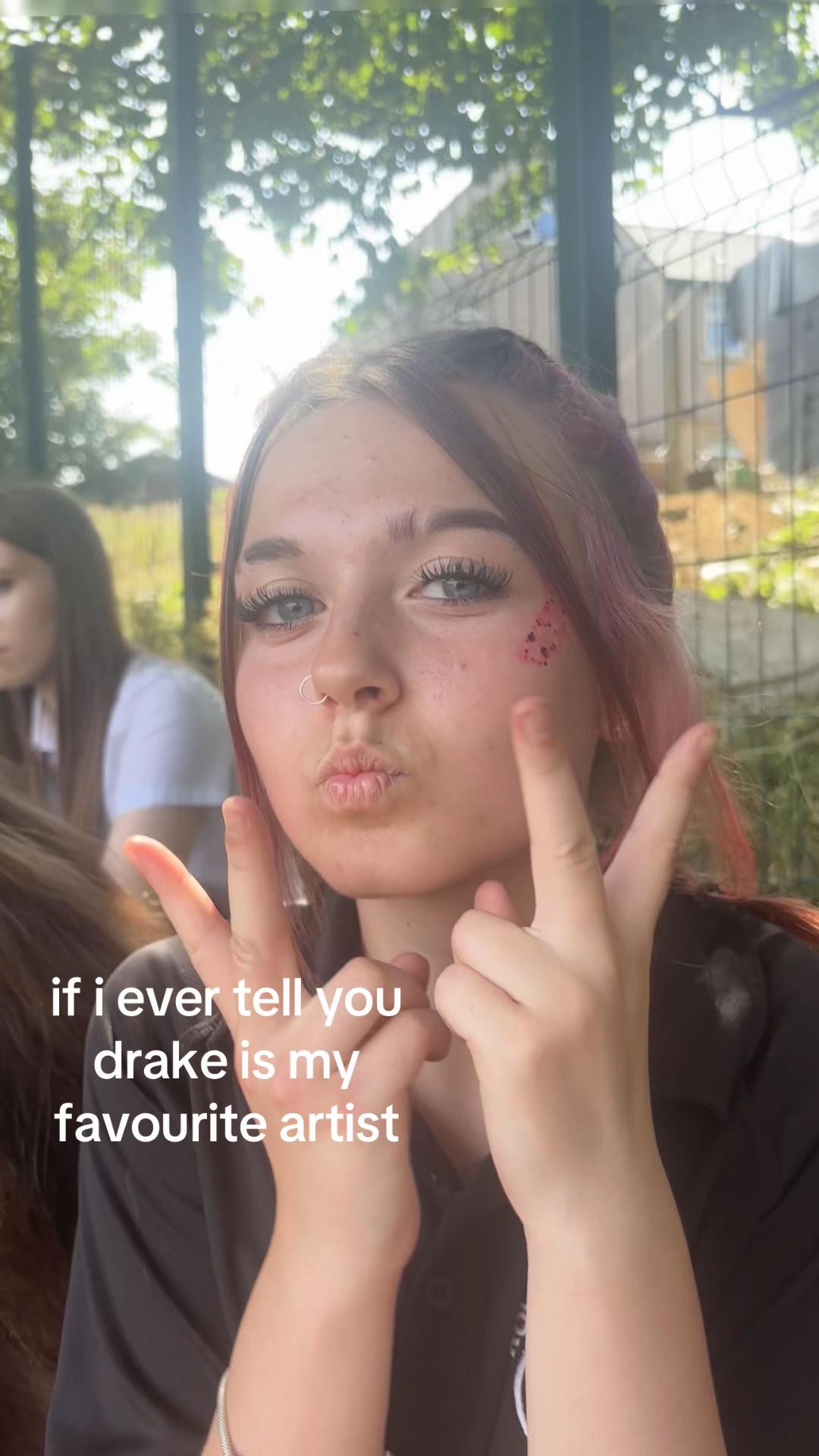 @𝓂𝒶𝒸𝓎