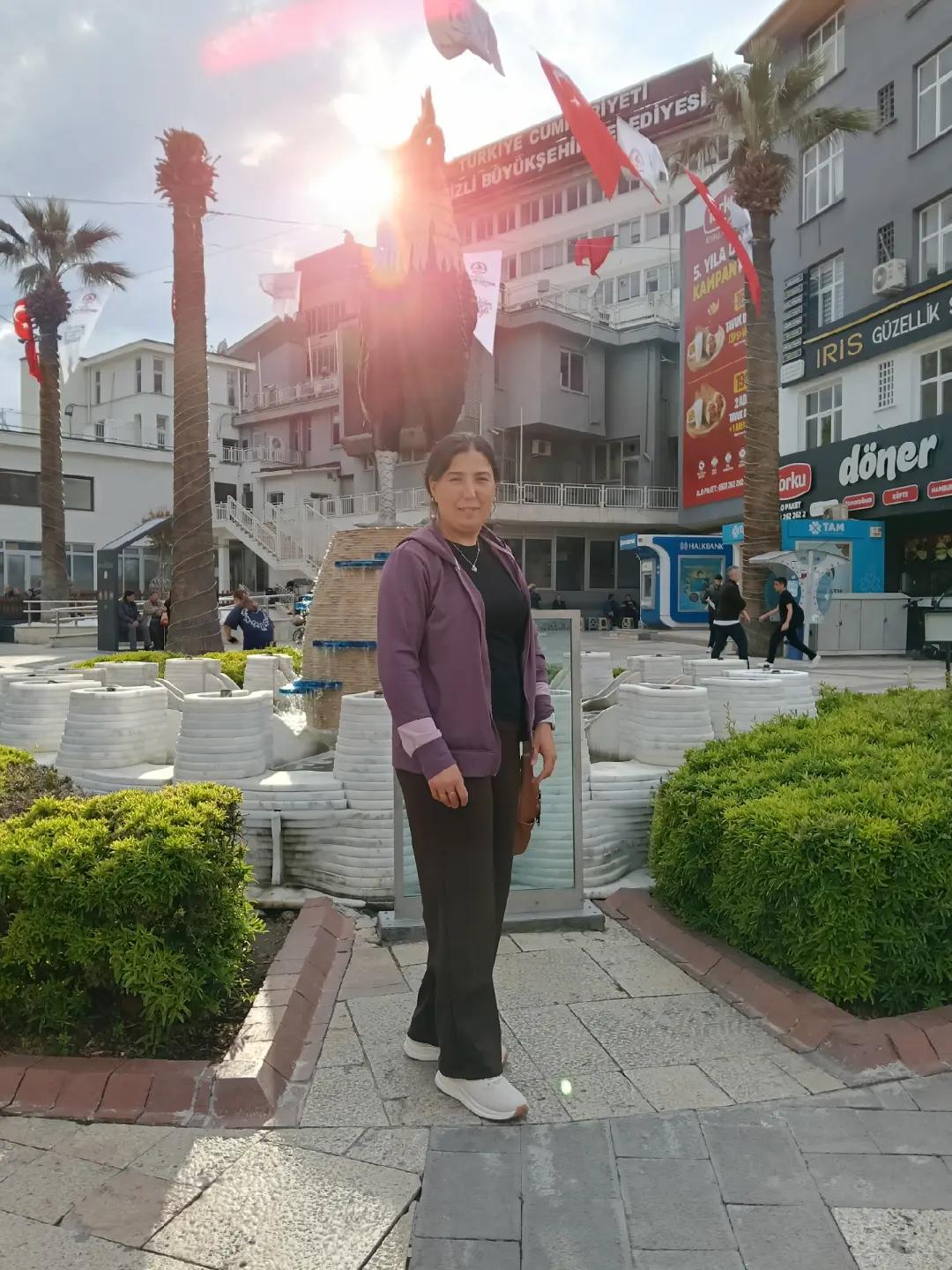 @zahideakyol579