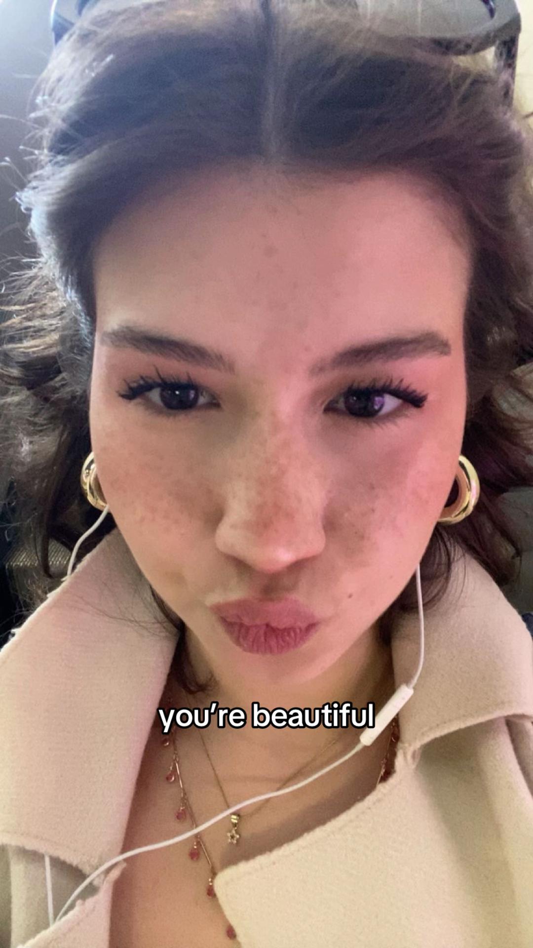 @ayriseksii