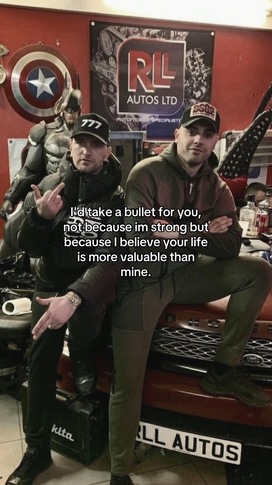 @️