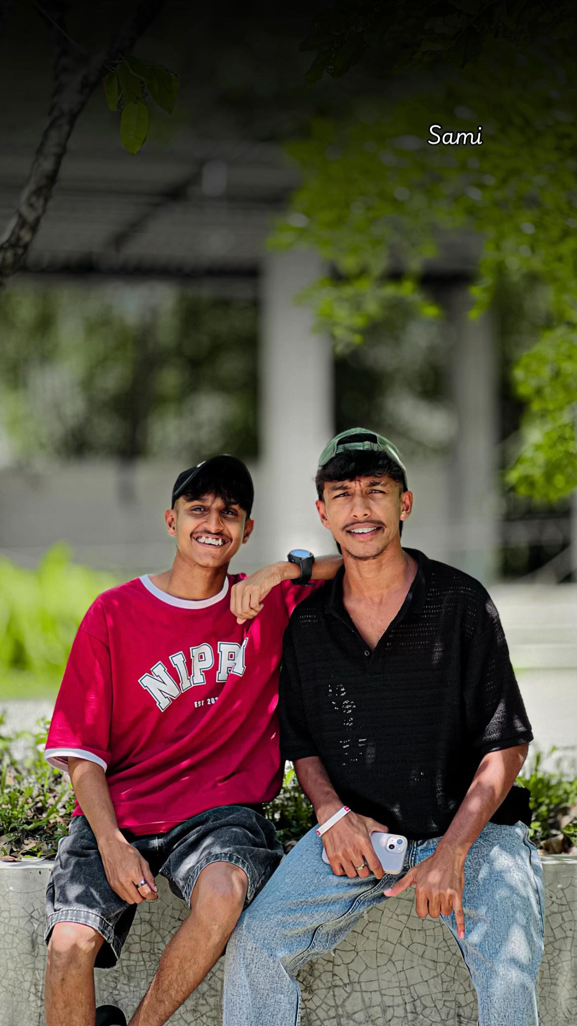 @𝙎𝘼𝙢𝙞𝙯𝙯𝙯&bull;🇱🇰