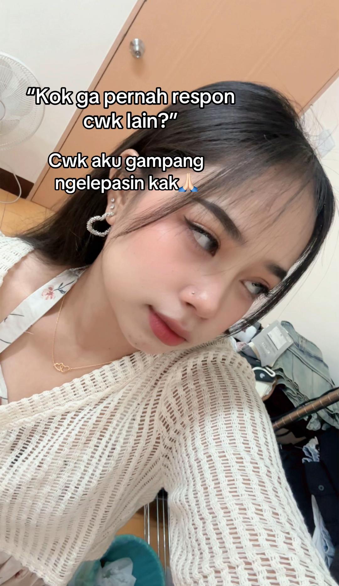 @M E M E Y K🦖