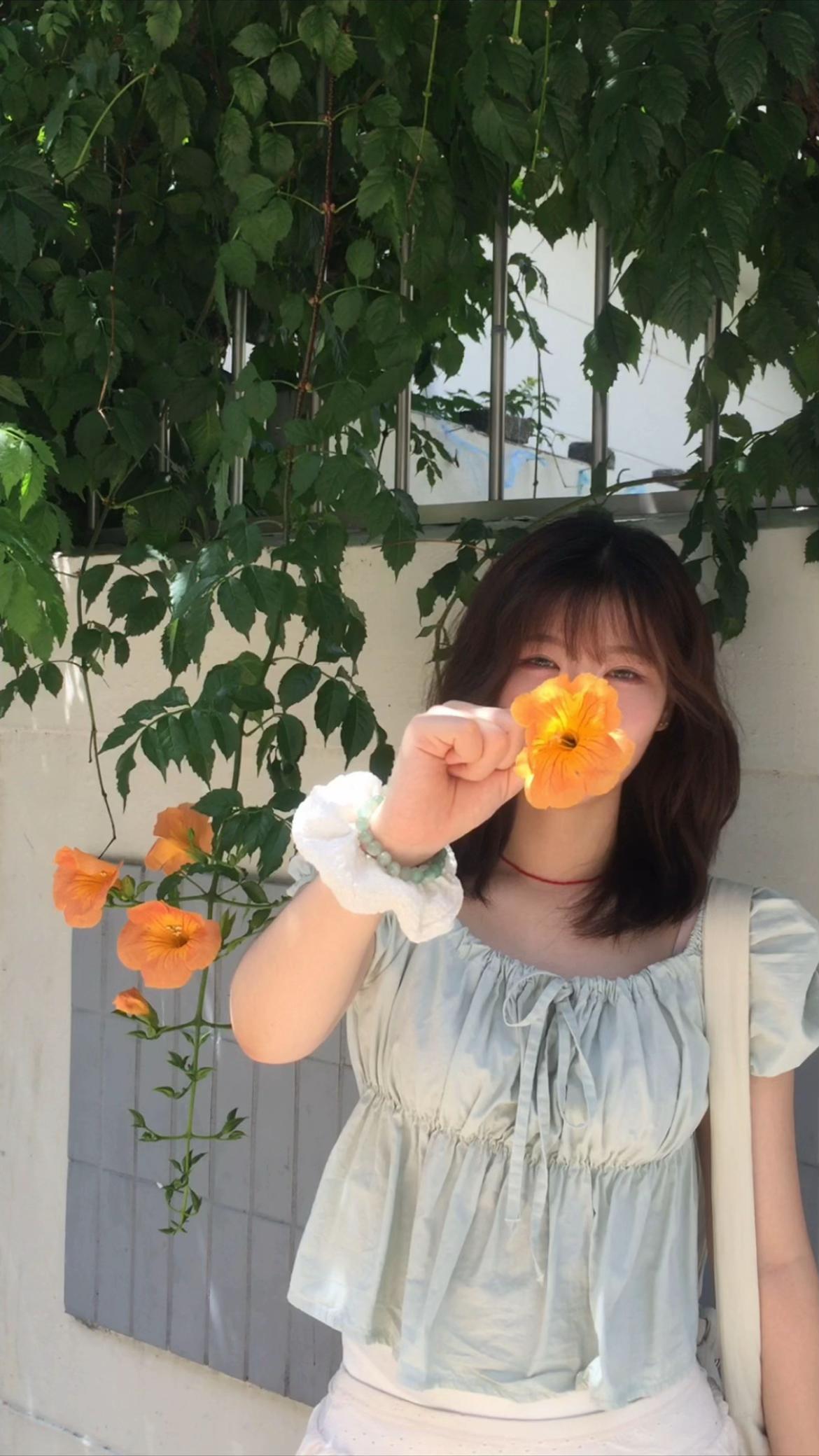 @애진