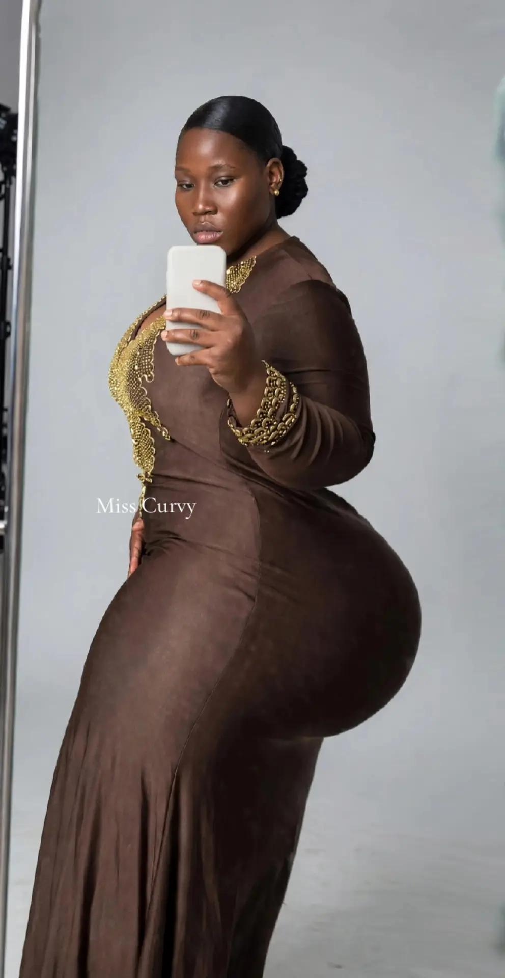 @Miss curvy 🥰