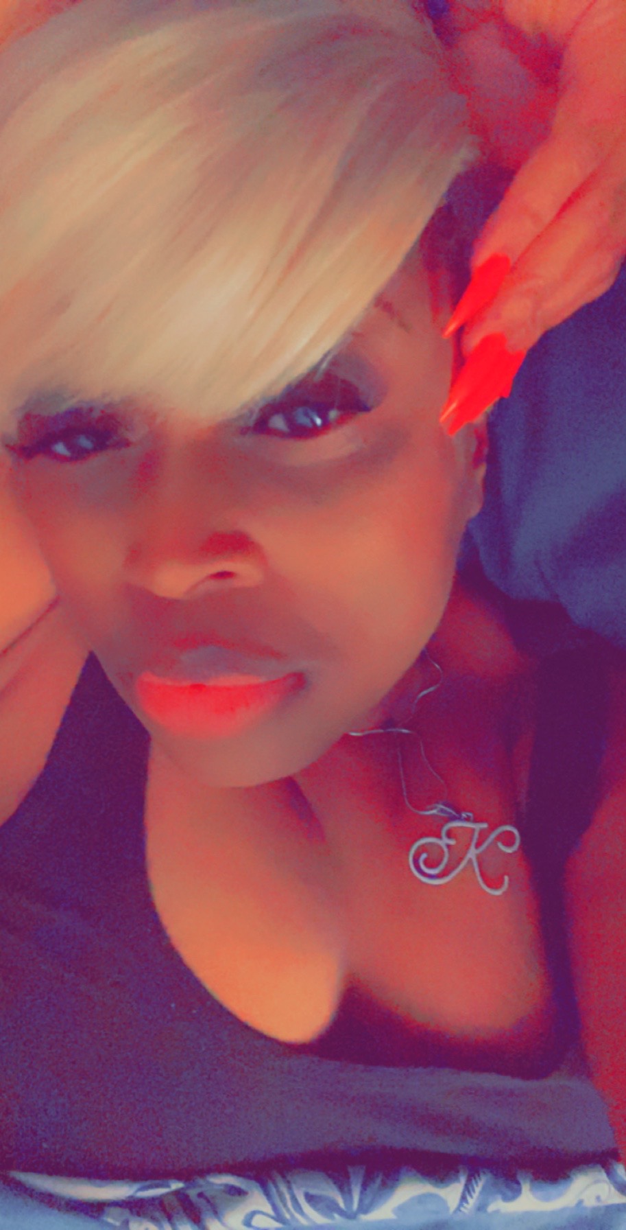 @Shonti_Adore