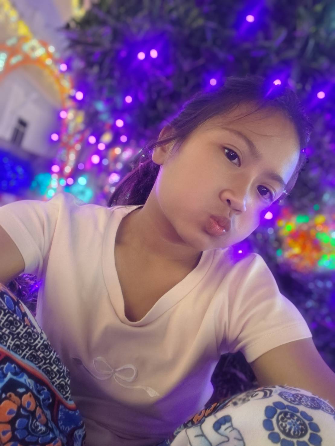 @หญิง'งง ใง 🤨