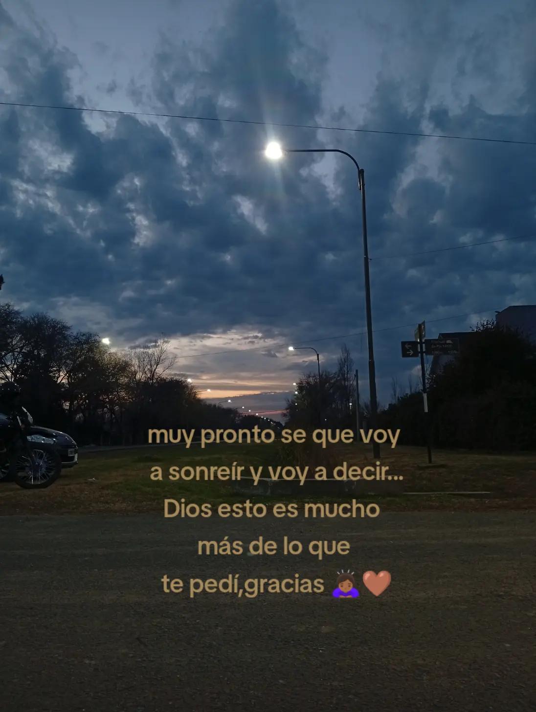 @𝓶𝓲𝓲𝓬𝓪 𝓽𝓸𝓵𝓸𝔃𝓪 🦋