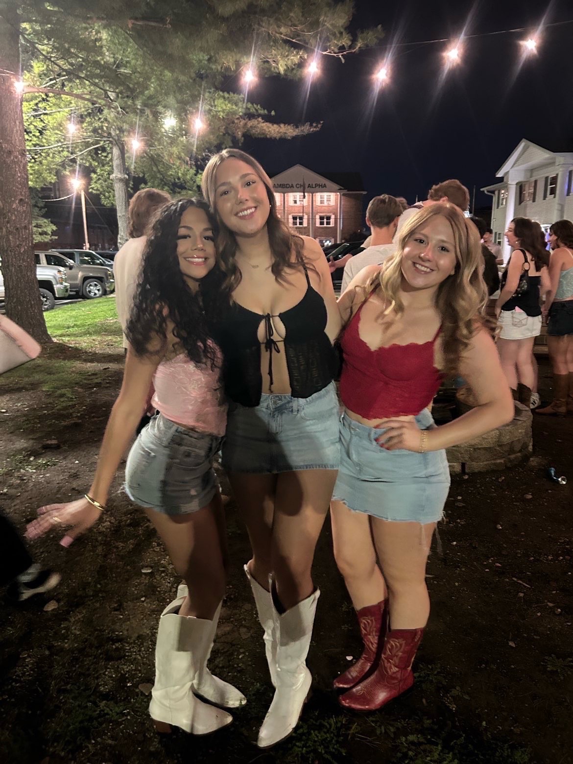 @sydneyikieferr