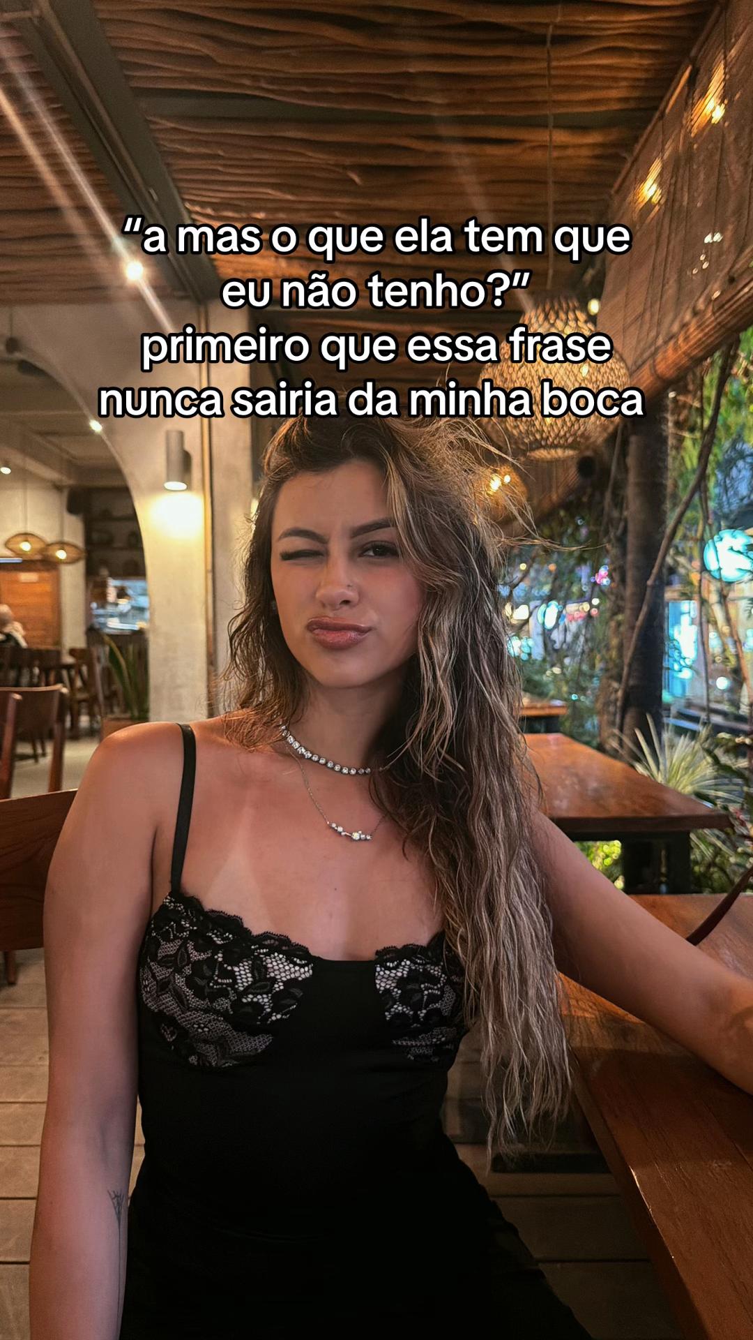 @lavinia