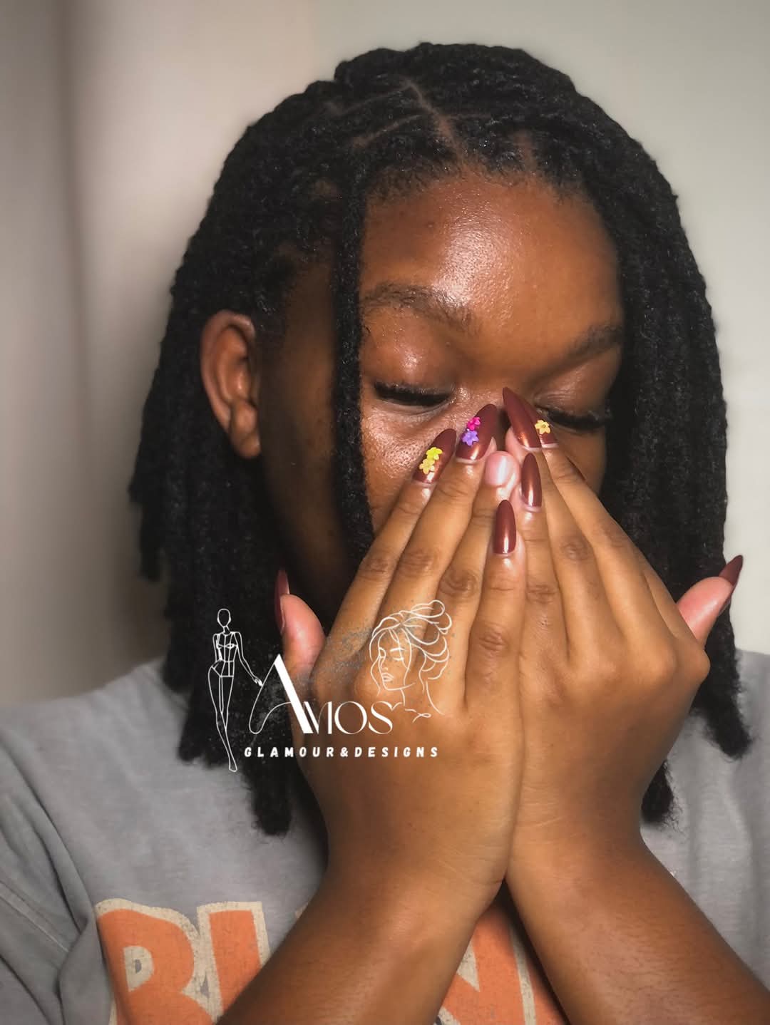 @AMOS. GLAMOUR