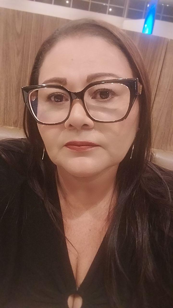@C&eacute;lia Fernandes753