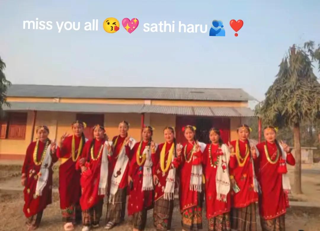 @हुमि आले मगर........🫀🌿