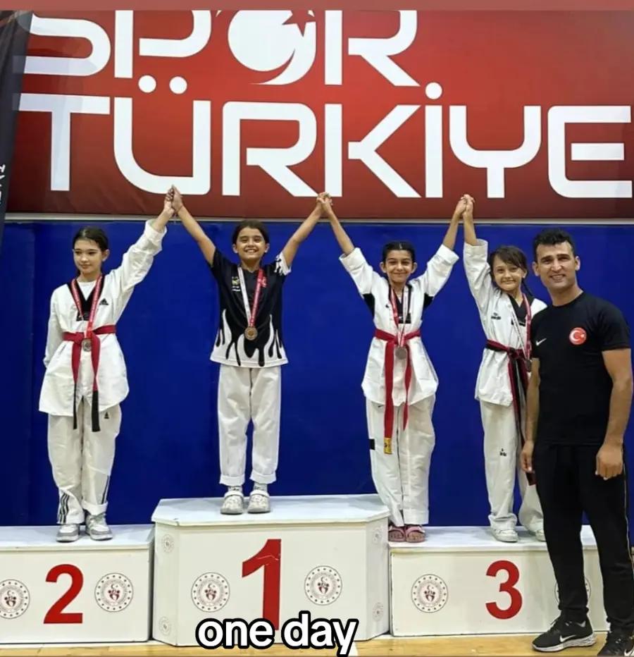 @1kraaanumberoneeee🇹🇷☝️🥇