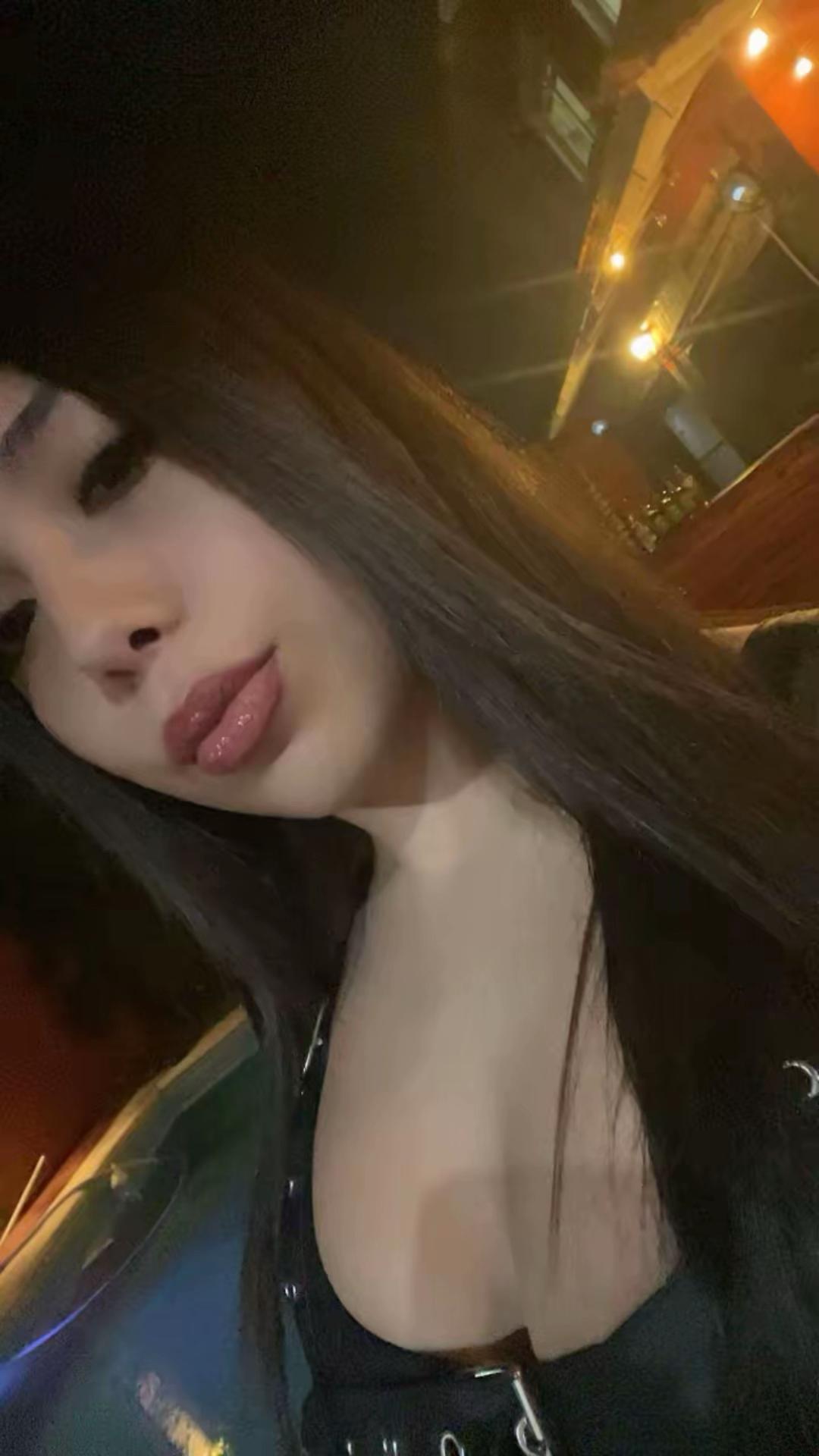 @JULI CLARA
