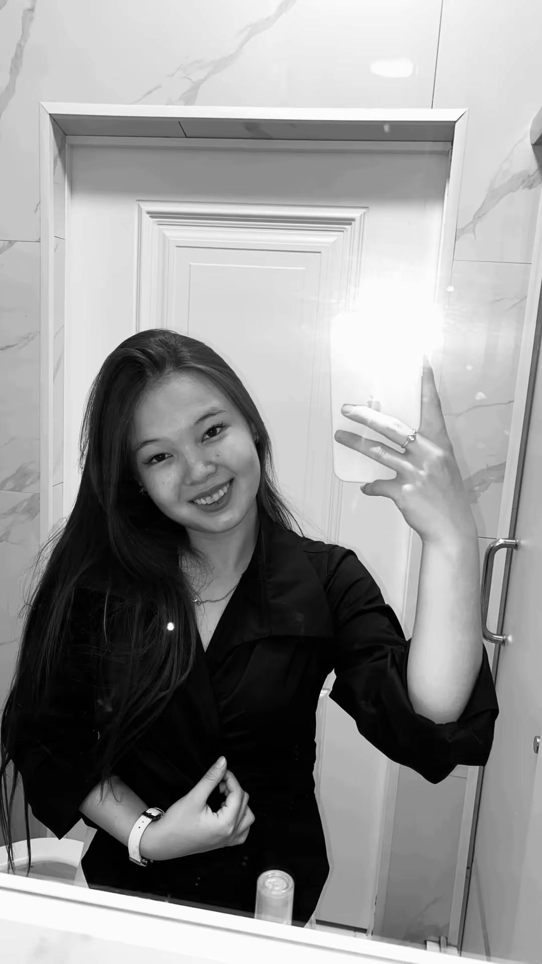 @sarym👩🏼