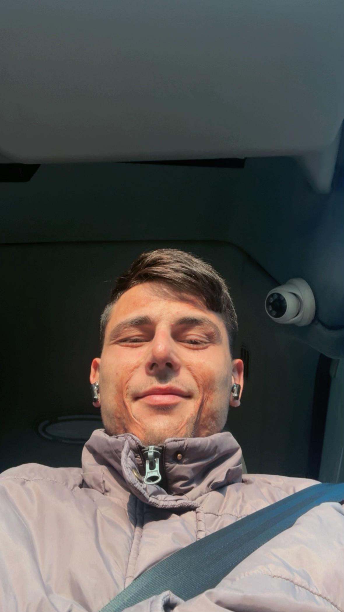 @%1