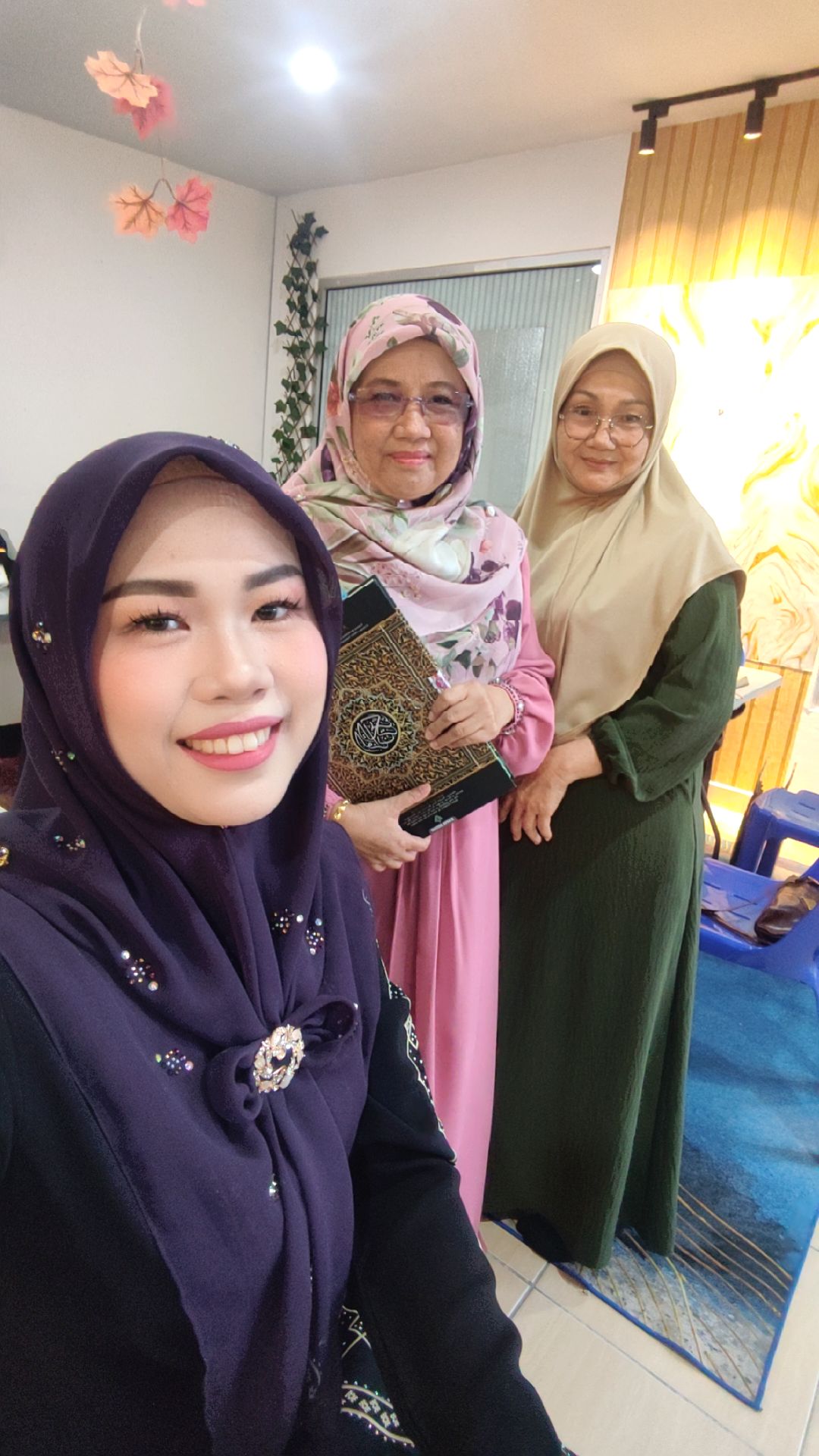@Fiqah Zone