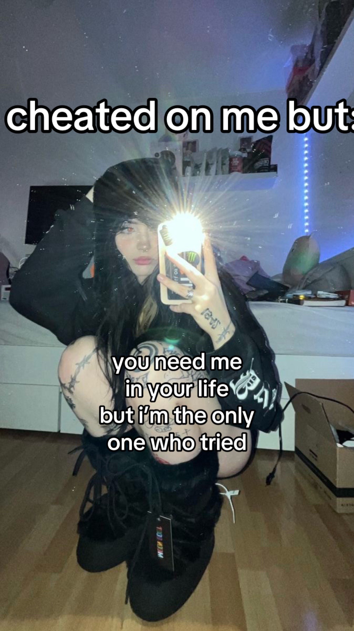 @🖤
